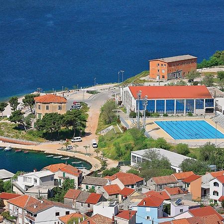 Beautiful Apartment In Raslina With Wifi Exterior photo